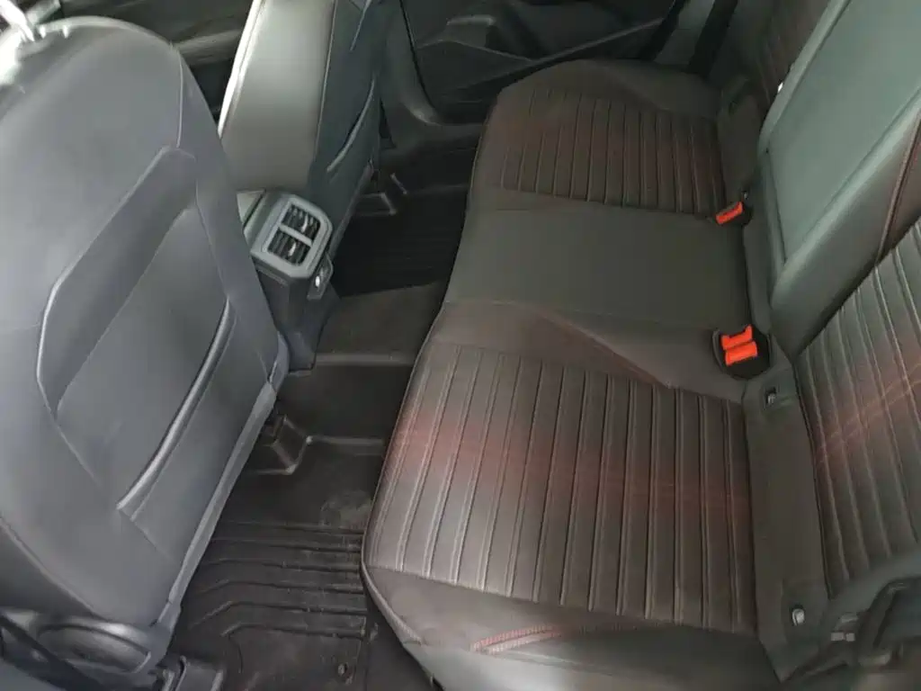 Volkswagen Lavida — миниатюра 17