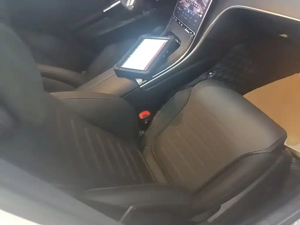 Mercedes-Benz C-Class — миниатюра 25