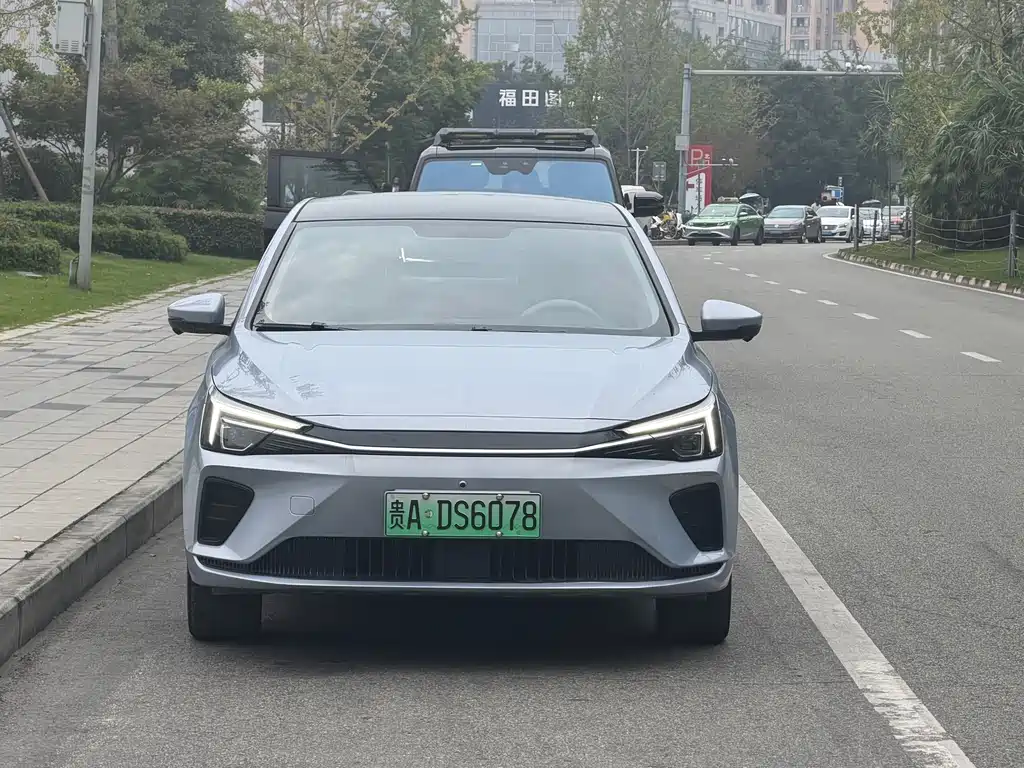 Roewe Feifan ER6 — миниатюра 2