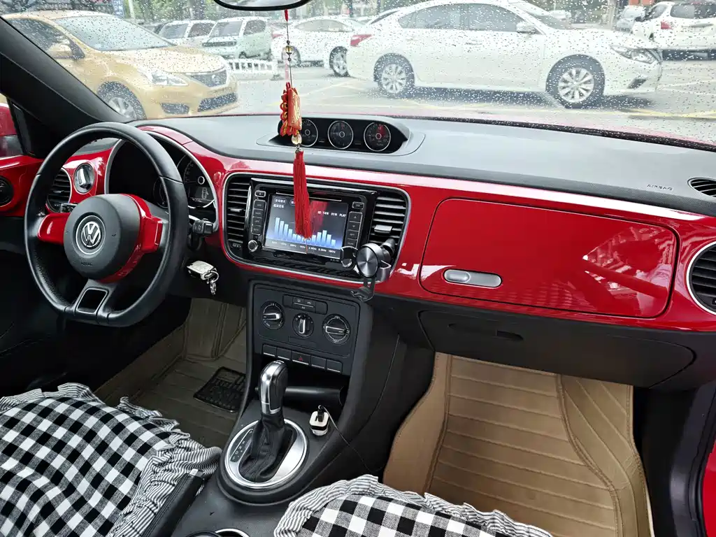 Volkswagen Beetle — миниатюра 9