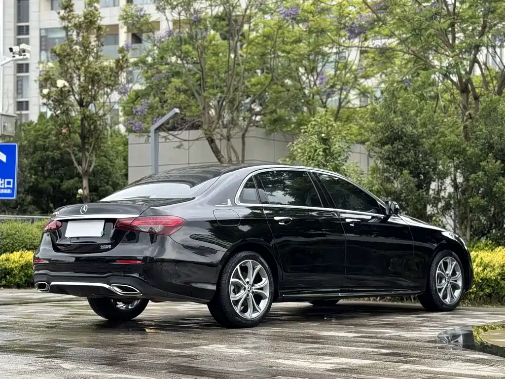 Mercedes-Benz E-Class E 2022 E 300 L Sport Fashion