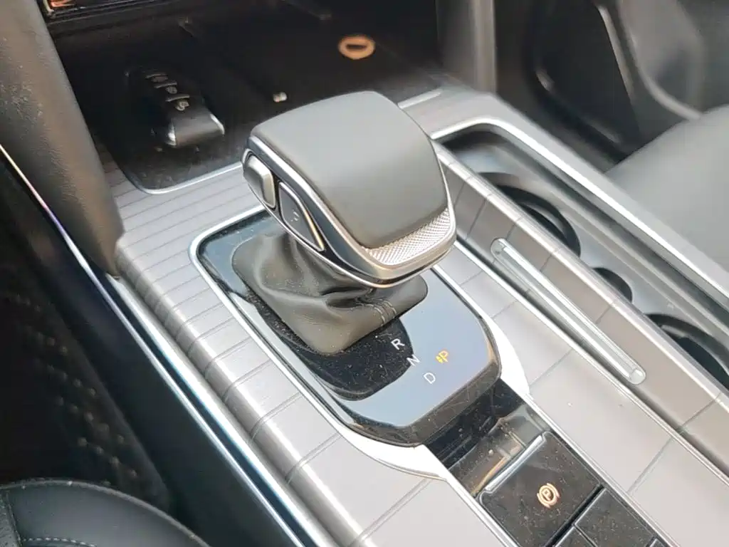 Hongqi Hongqi HS7 PHEV — миниатюра 14