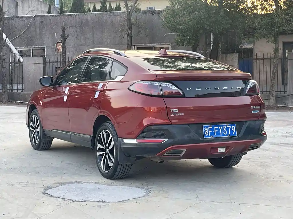 Venucia T90 — миниатюра 6