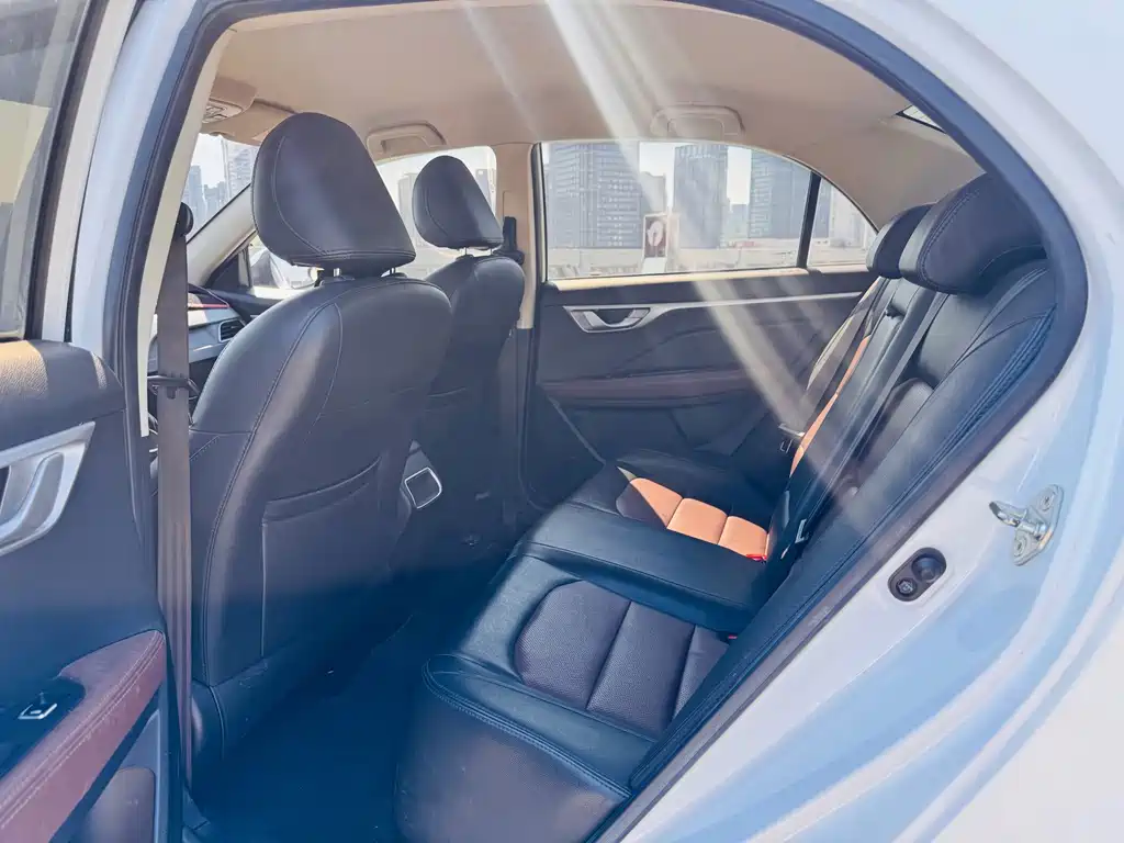 Geely Vision — миниатюра 13
