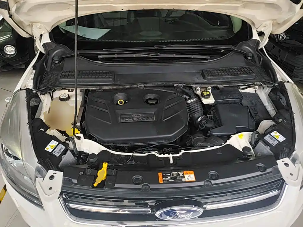 Ford Kuga — миниатюра 20
