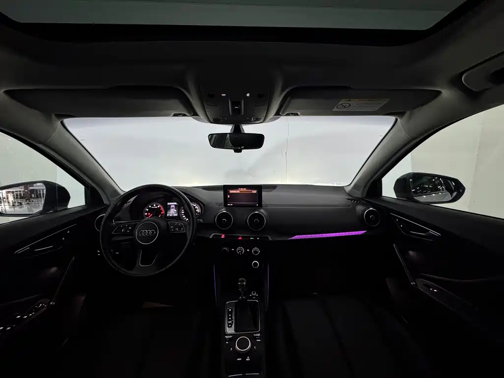 Audi Q2L 2018 35 TFSI VI