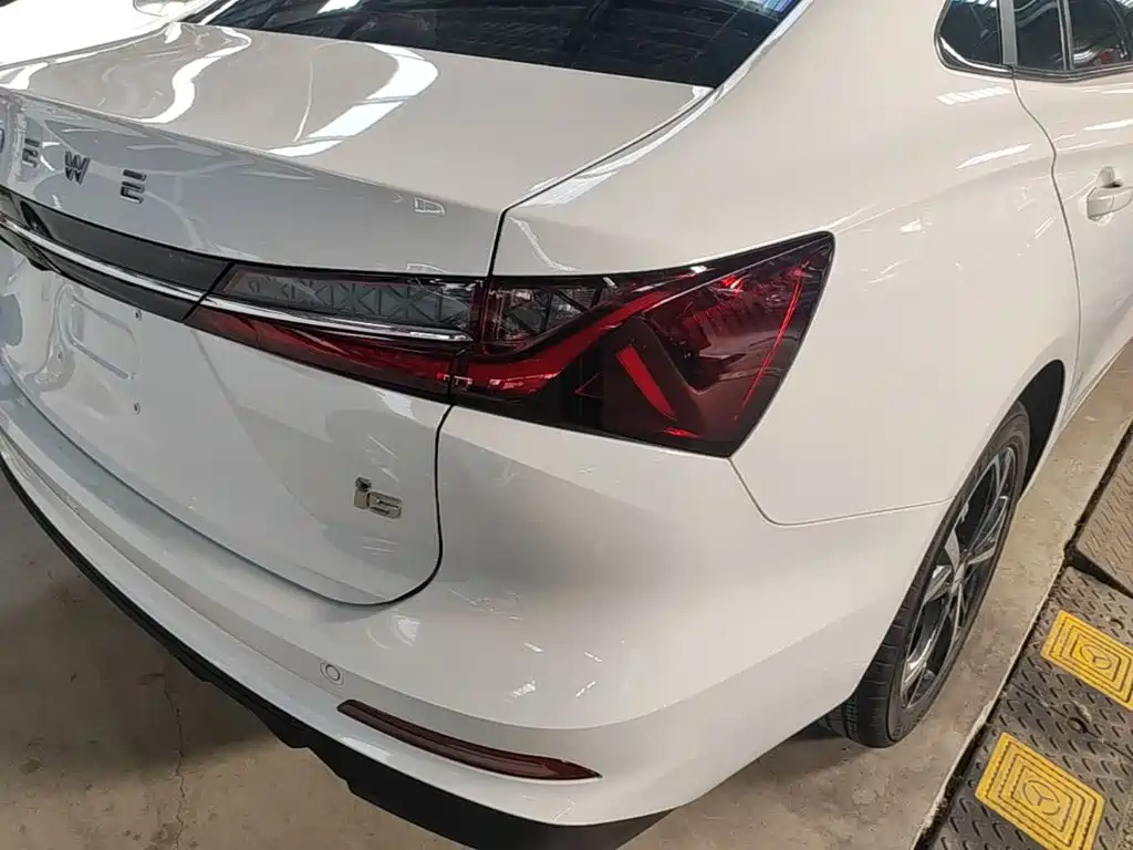 Roewe i5 — миниатюра 8