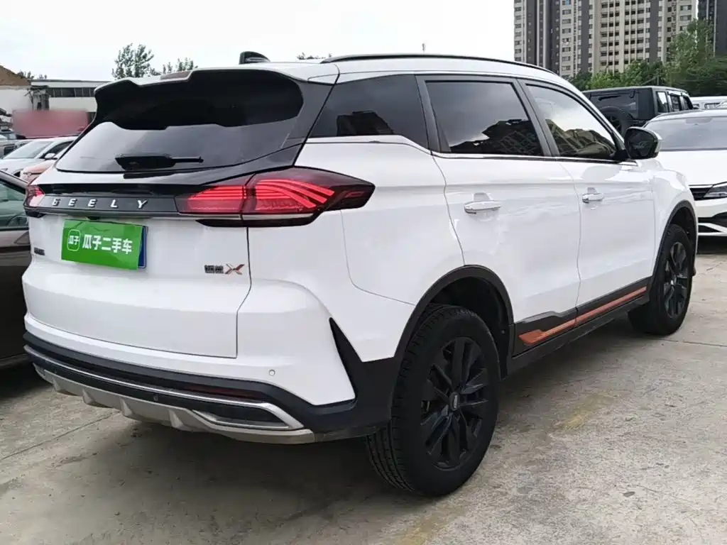 Geely Boyue — миниатюра 7