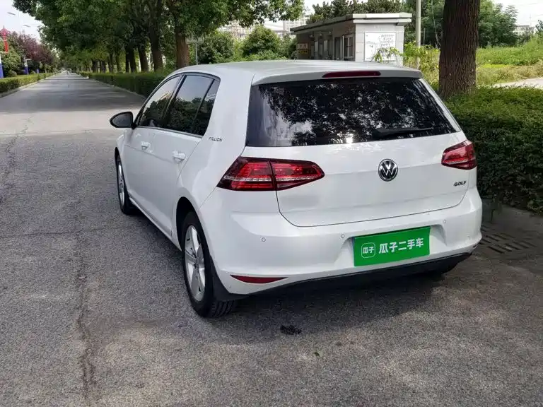 Volkswagen Golf — миниатюра 5