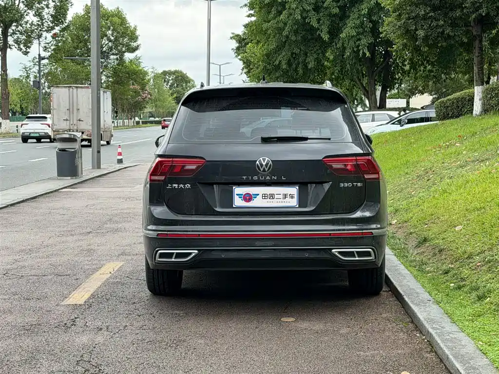 Volkswagen Tiguan L L 2025 330TSI AT R-Line