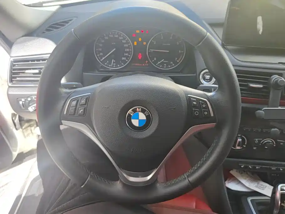BMW X1 — миниатюра 15