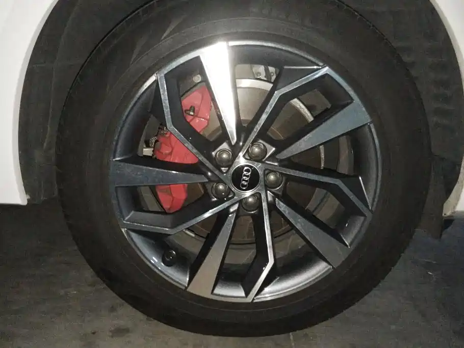 Audi Q5L — миниатюра 6