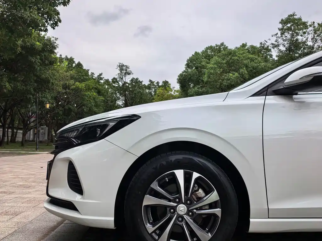 Changan Eado — миниатюра 17