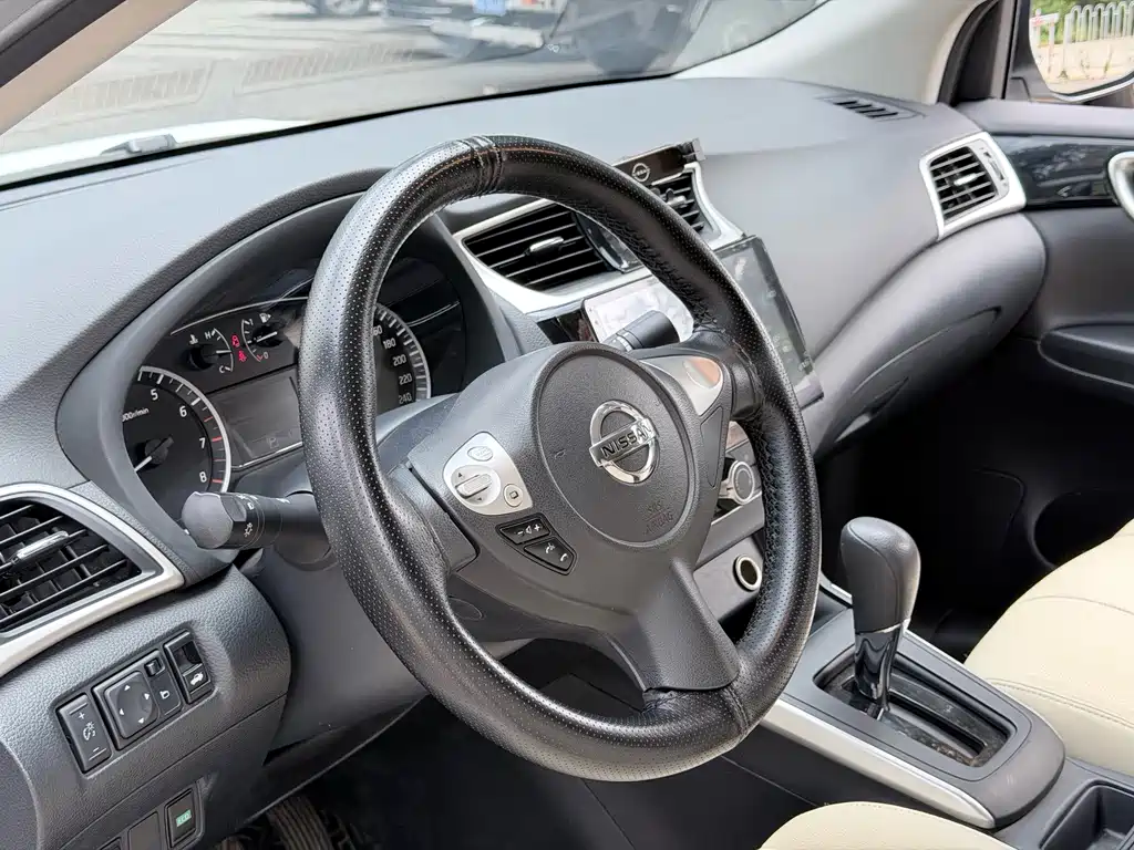Nissan Sylphy — миниатюра 8