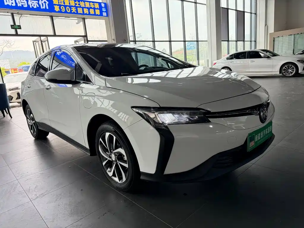 Buick Velite 6 — миниатюра 8