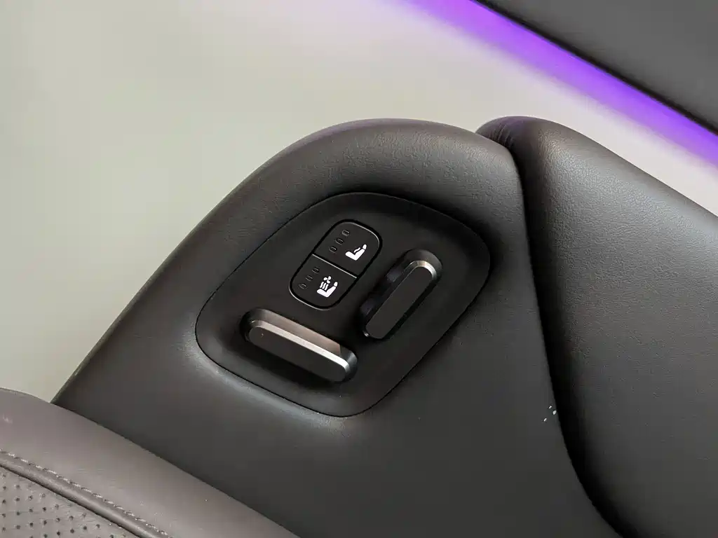 Li Auto Li MEGA — миниатюра 12
