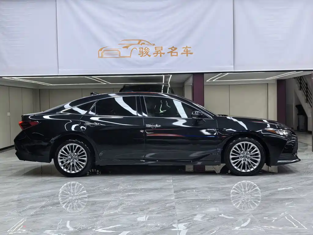 Toyota Avalon — миниатюра 8