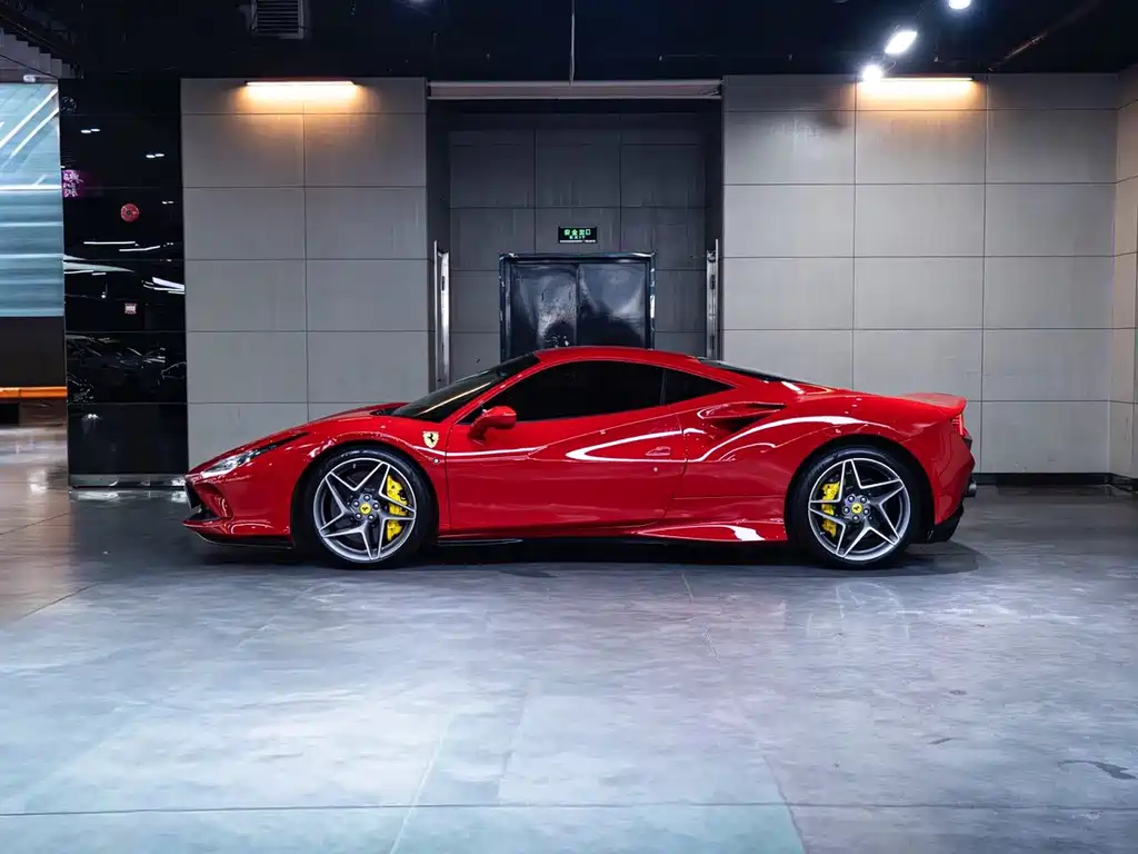 Ferrari F8 — миниатюра 5
