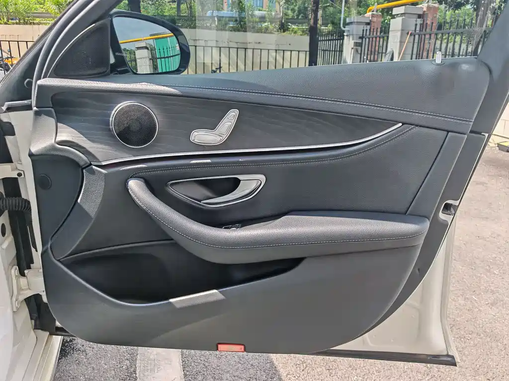 Mercedes-Benz E-Class E 2020 E 260 L Sport