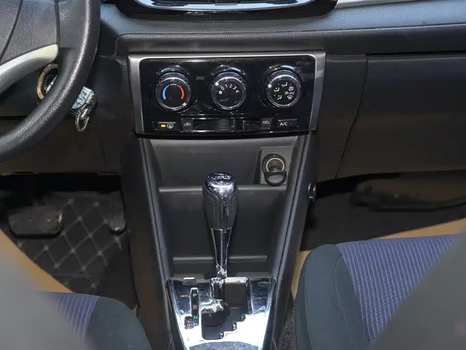 TOYOTA YARIS L ZHIXUAN