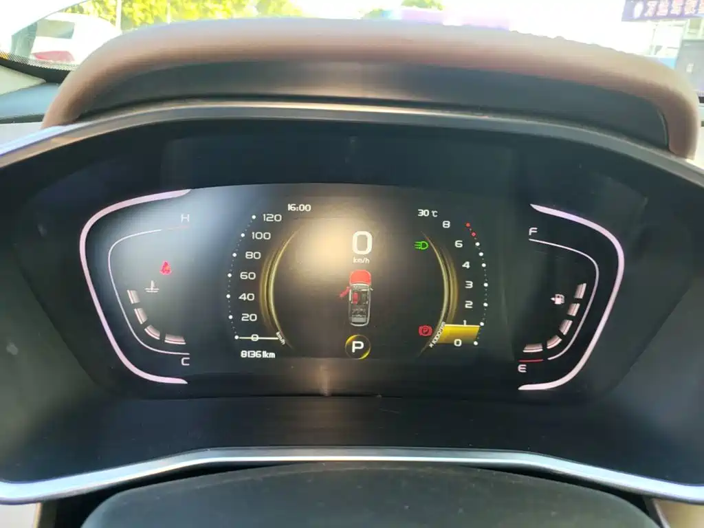 Geely Binyue — миниатюра 12