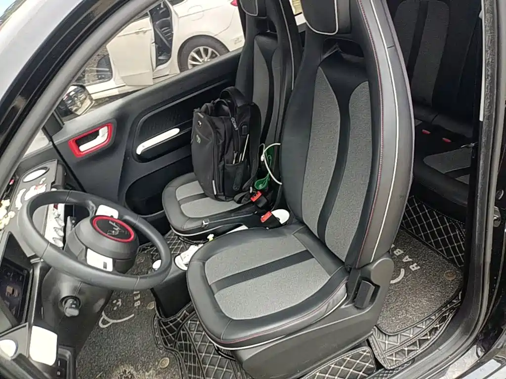 Wuling MINIEV — миниатюра 15