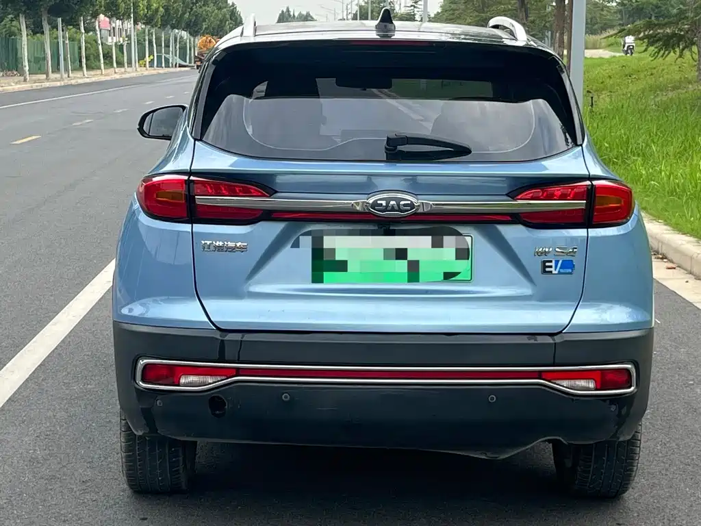JAC JAC iEVS4 — миниатюра 8