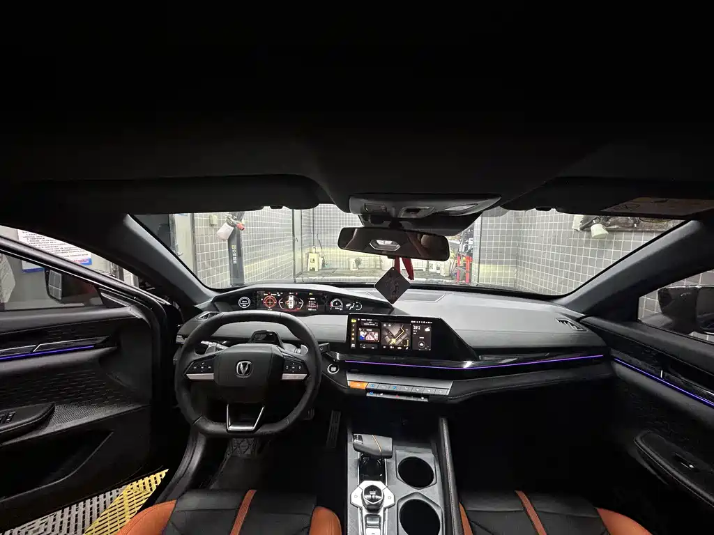 Changan UNI-V — миниатюра 12