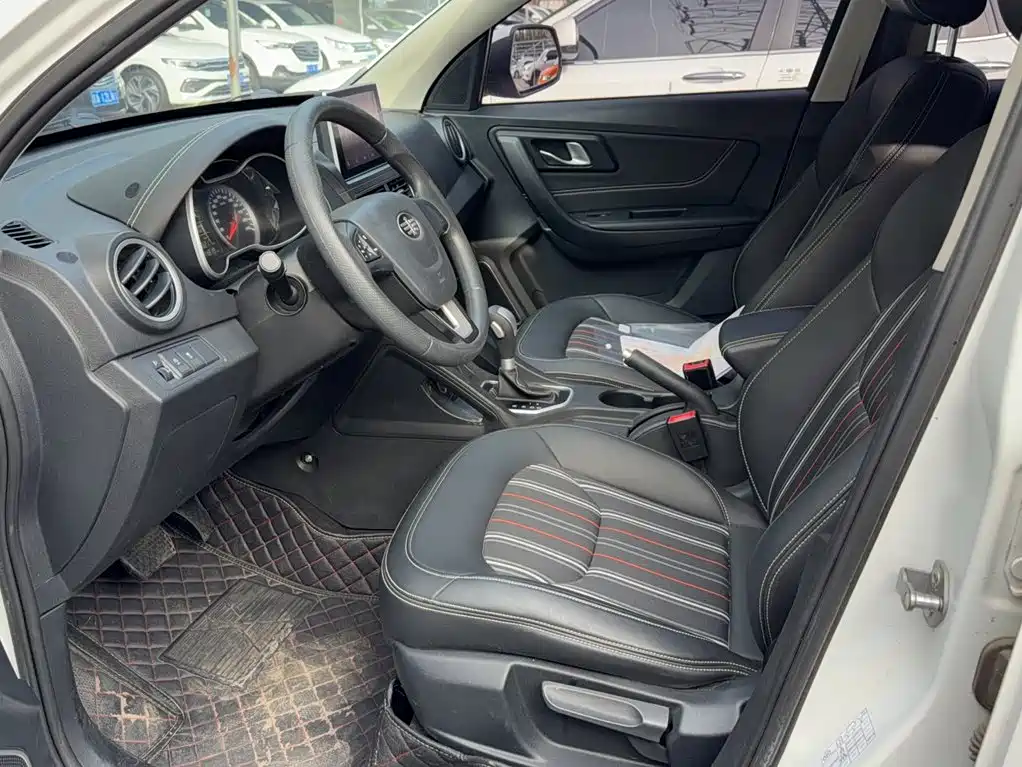 Bestune X40 — миниатюра 12