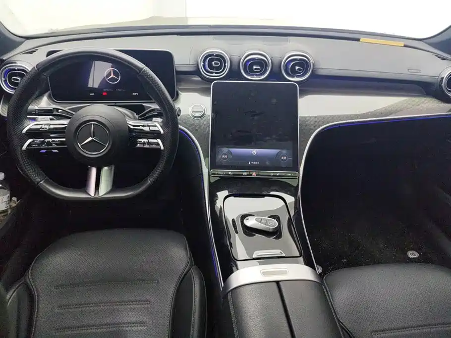 Mercedes-Benz C-Class — миниатюра 12