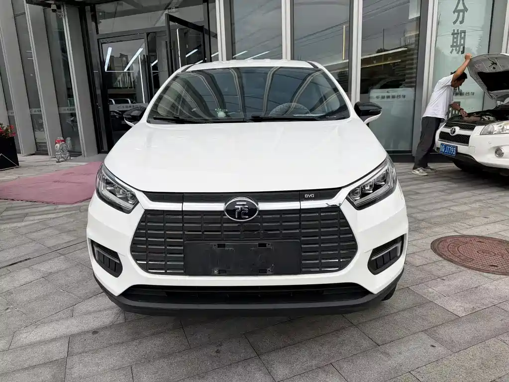 BYD Yuan 2019 EV535