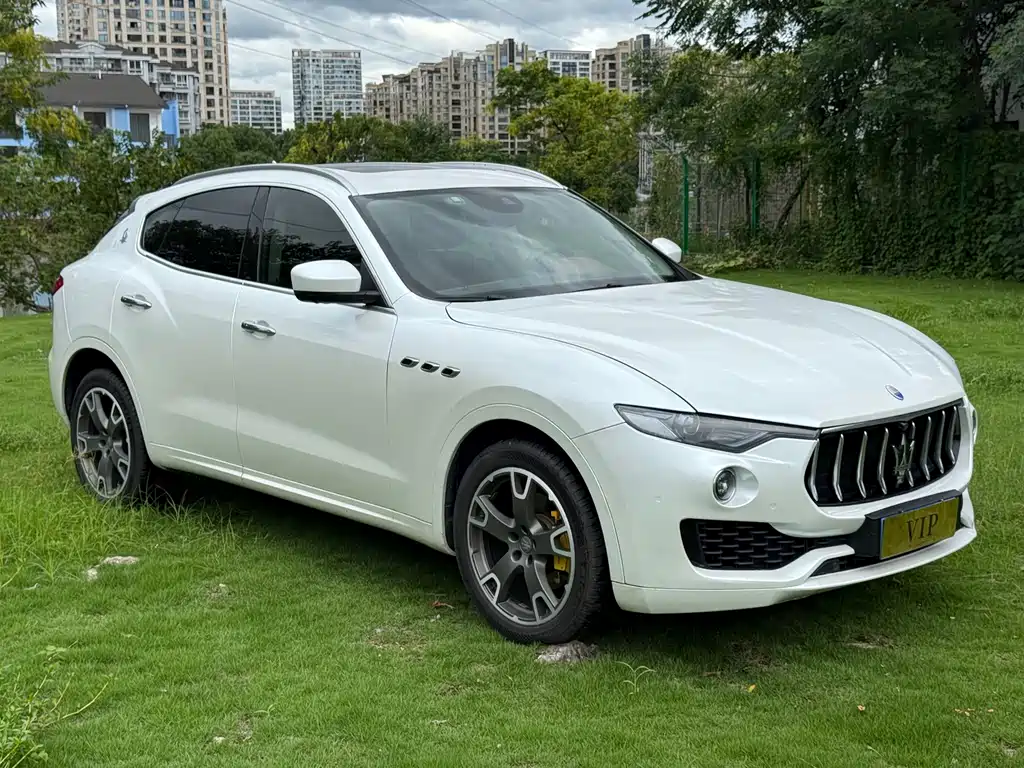 Maserati Levante — миниатюра 3