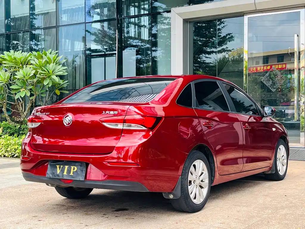 Buick Excelle — миниатюра 7