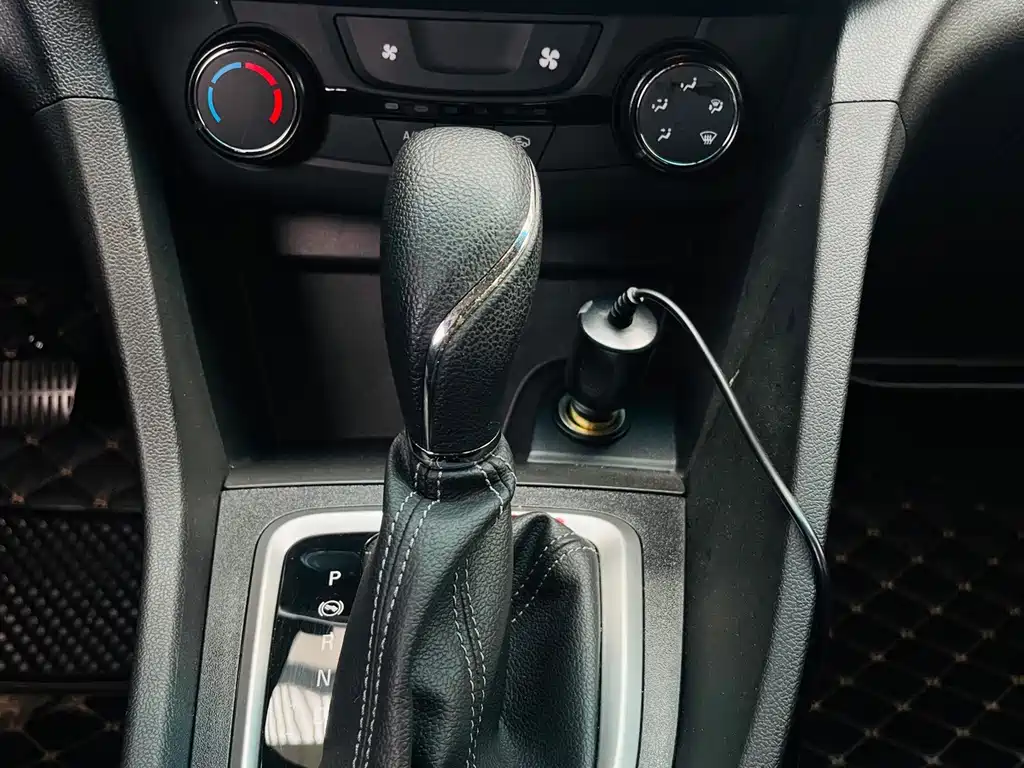 Buick Excelle — миниатюра 13