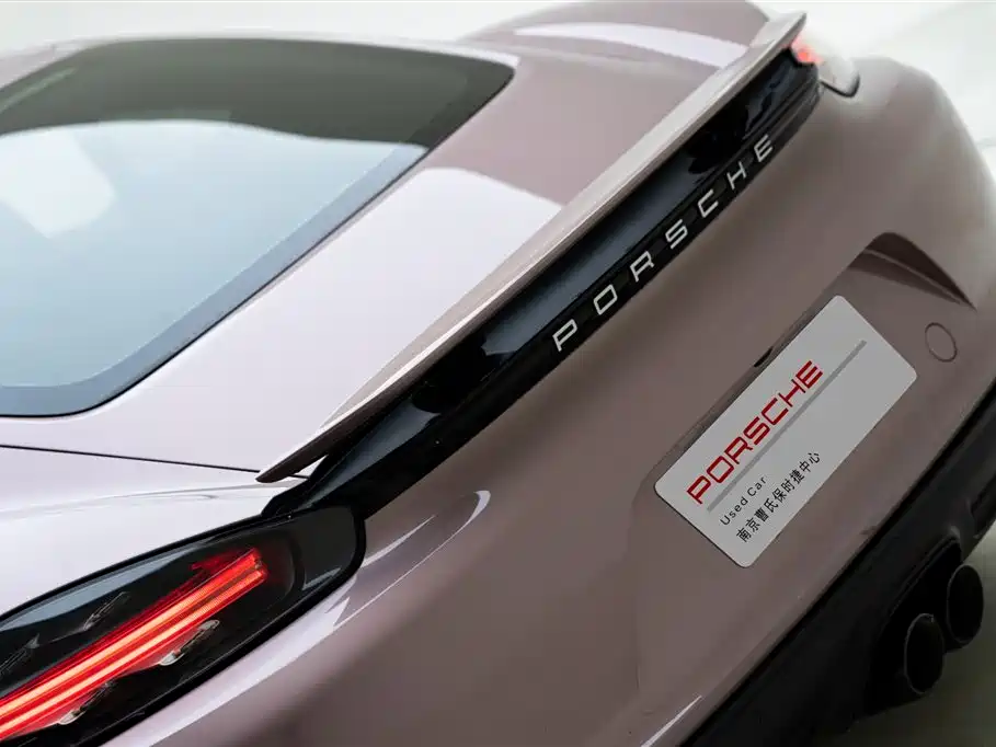 Porsche 718 2022 Cayman 2.0T