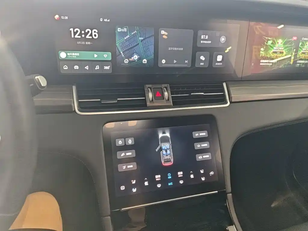 Li Auto Li ONE — миниатюра 13