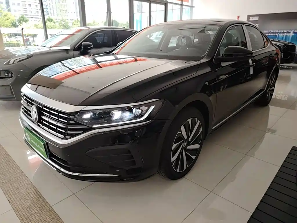 Volkswagen Passat 2026 380TSI