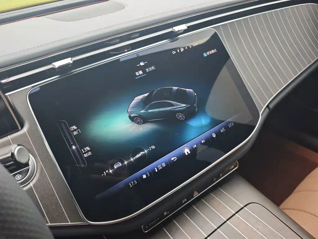Mercedes-Benz E-Class — миниатюра 23