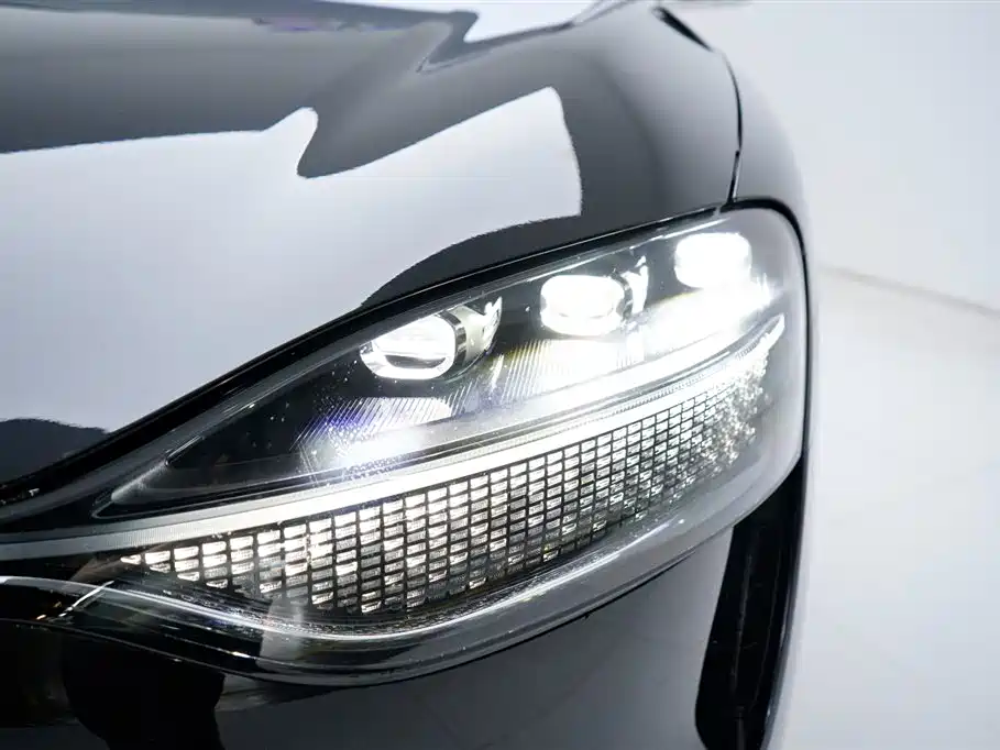 Aito M9 2024 Max 42kWh 6 мест