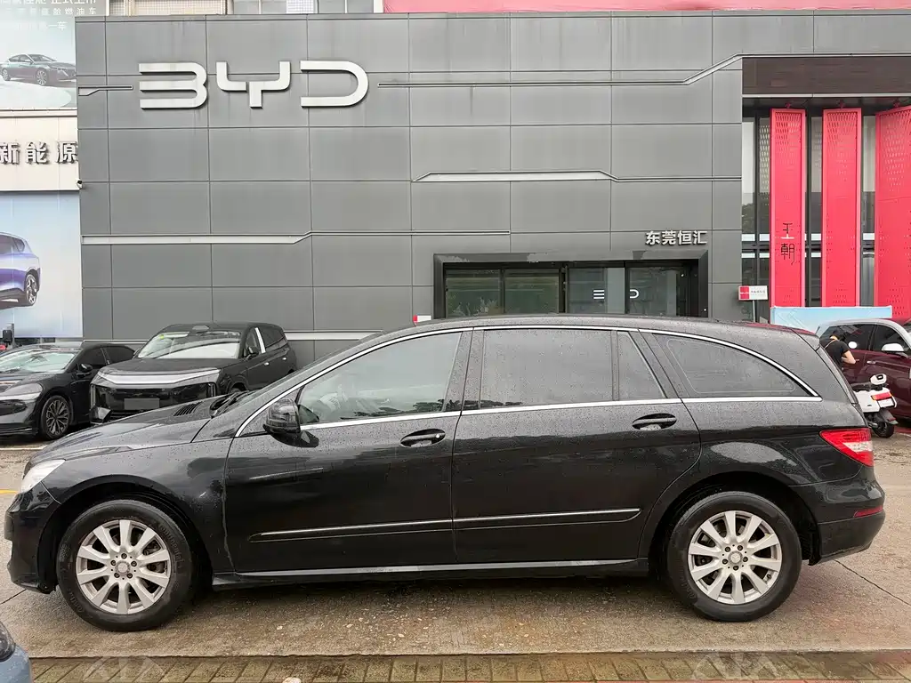 Mercedes-Benz R-Class — миниатюра 8