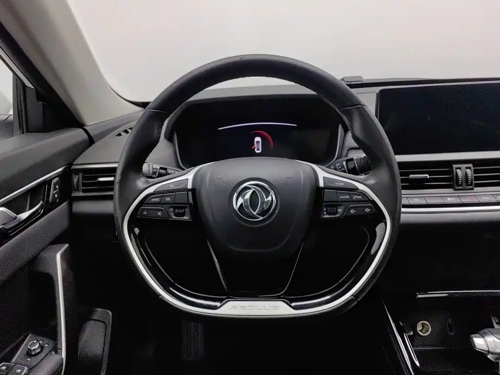 Aeolus Yixuan — миниатюра 11