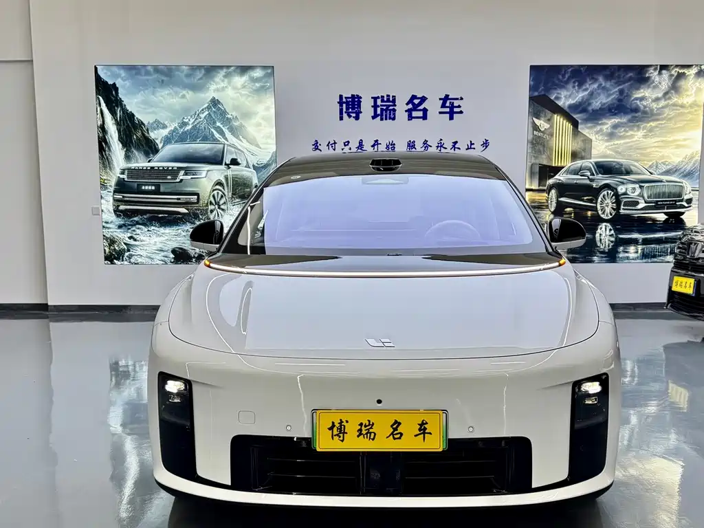 Li Auto Li i8 — миниатюра 2