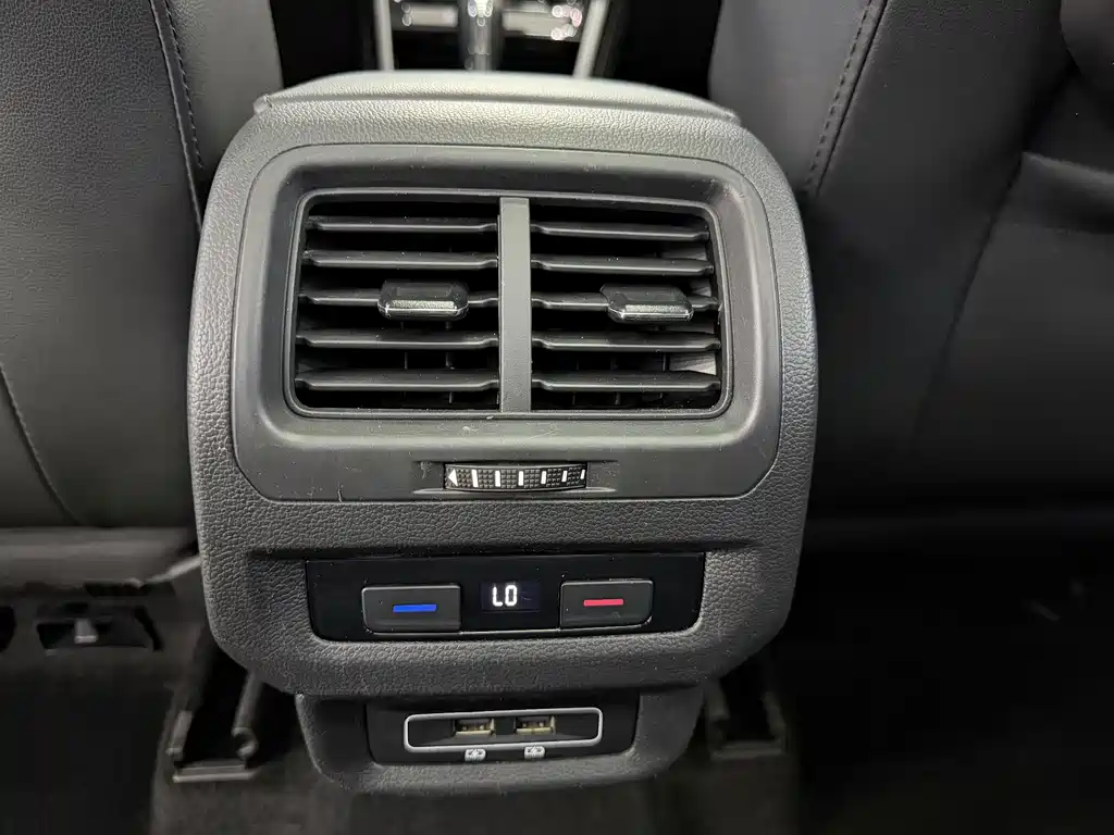 Volkswagen Touran — миниатюра 16
