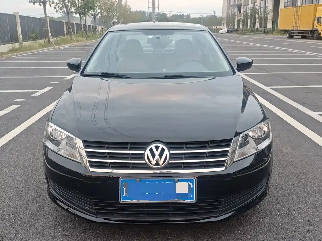 Volkswagen Lavida — миниатюра 2