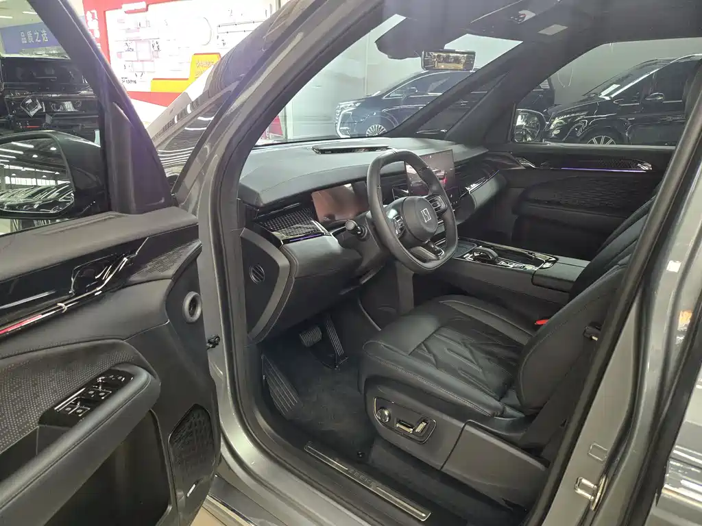 Zeekr 009 2024 мест Executive 108kWh
