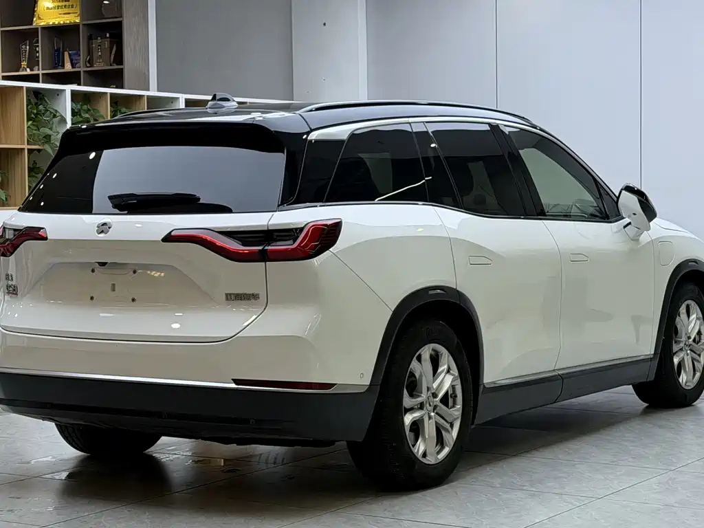 NIO ES8 — миниатюра 15