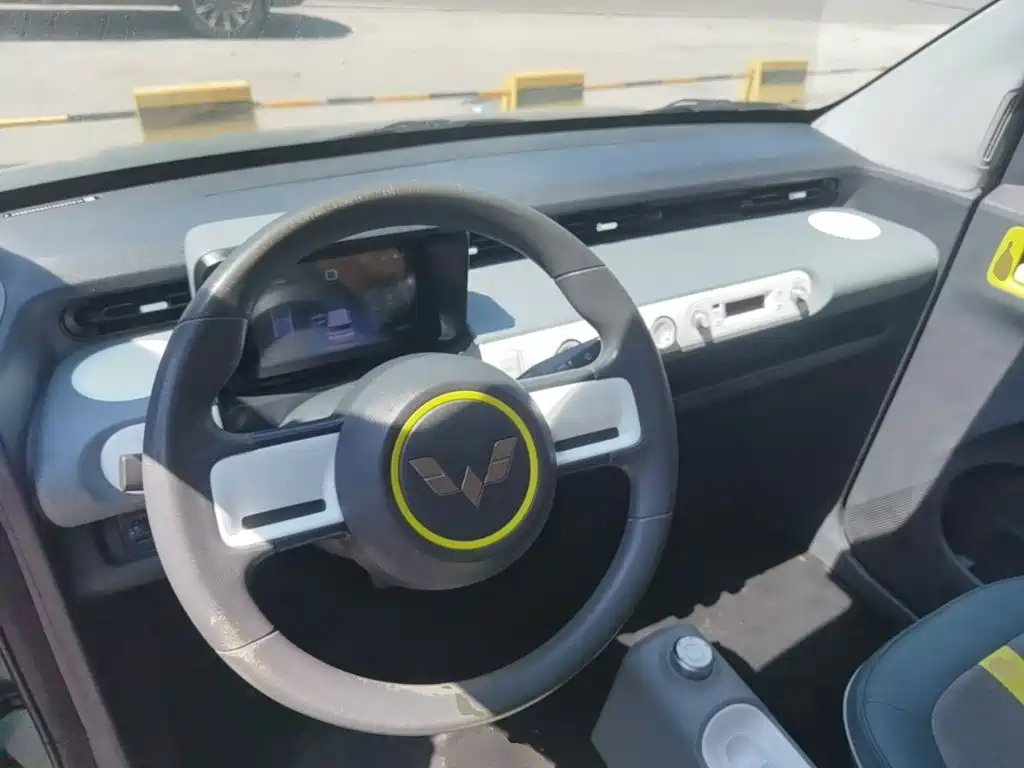 Wuling MINIEV — миниатюра 10