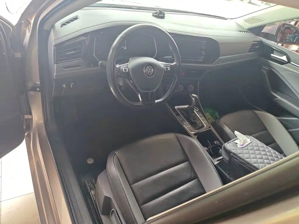 Volkswagen Sagitar — миниатюра 5