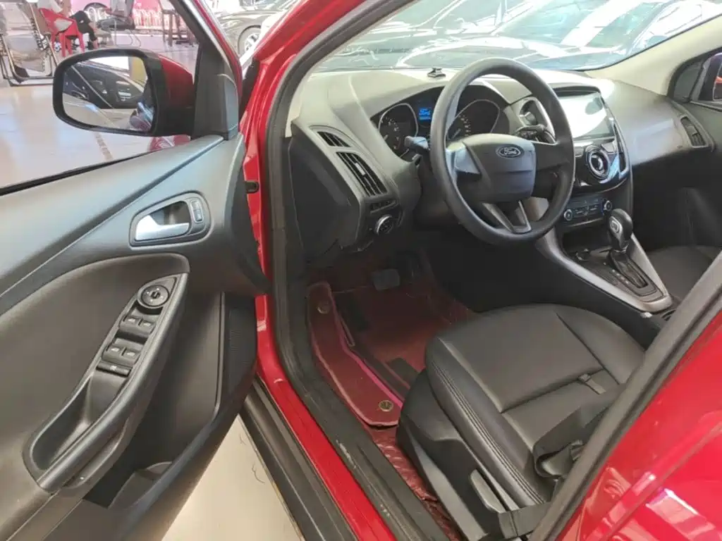 Ford Focus — миниатюра 16
