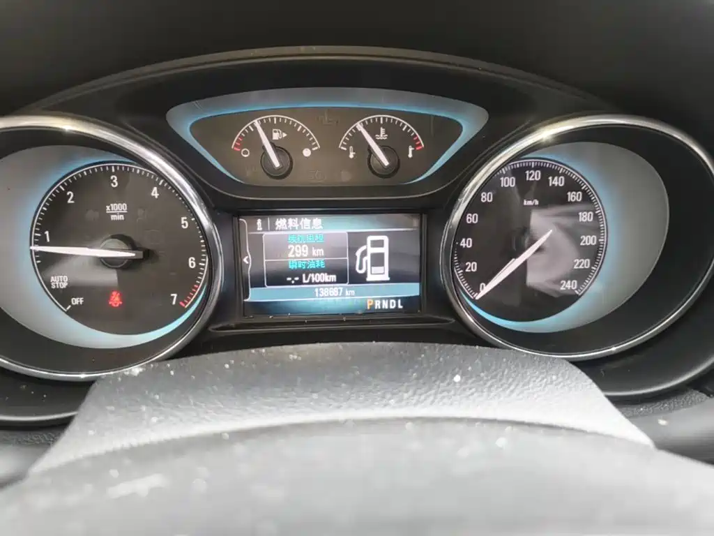 Buick Envision Plus — миниатюра 12